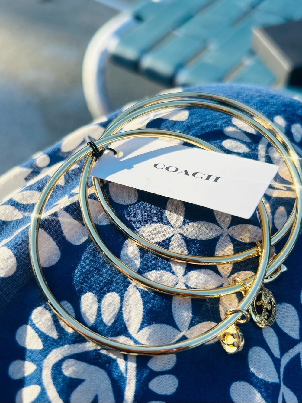 Coach Gold finish set of 3 bracelets - Picture 5 of 11